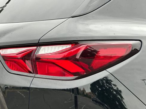 Used 2019 Chevrolet Blazer LT w/ Sun and Wheels Package FWD image 32