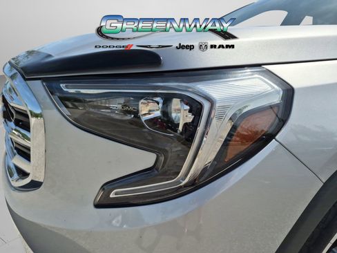 Used 2018 GMC Terrain SLT w/ Preferred Package FWD image 28