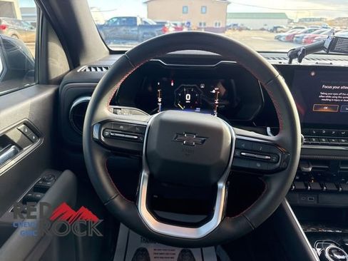 Used 2023 Chevrolet Colorado Z71 w/ Z71 Convenience Package 2 image 13