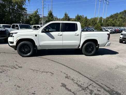 New 2026 Nissan Frontier SV w/ All-Weather Content Package AWD/4WD image 4