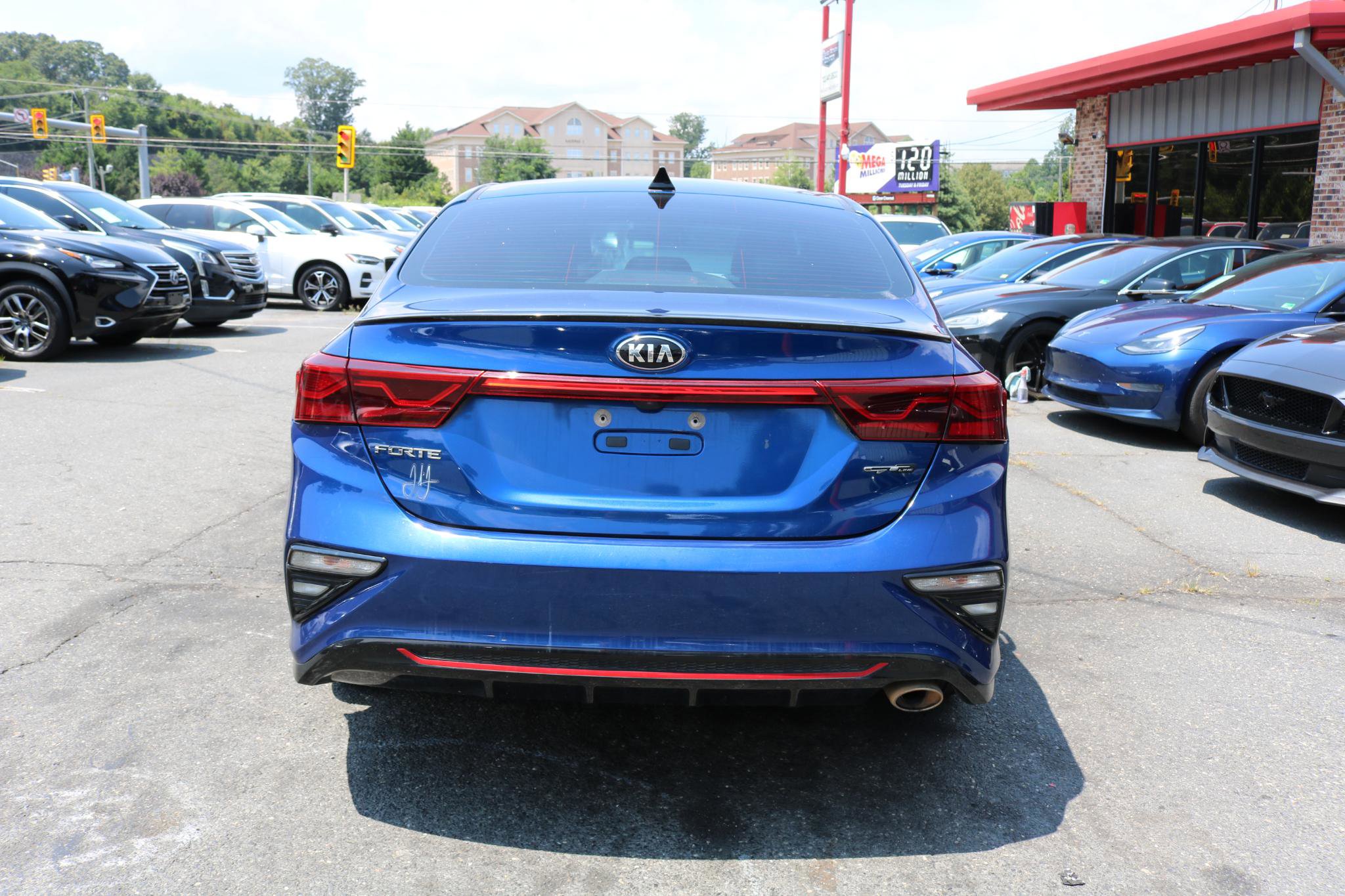 Used 2021 Kia Forte GT-Line FWD image 3