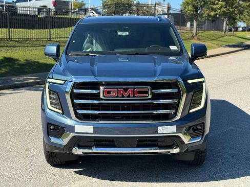 New 2026 GMC Yukon Elevation image 8