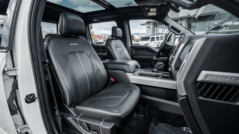 Used 2016 Ford F150 Platinum w/ Equipment Group 701A Luxury AWD/4WD image 21