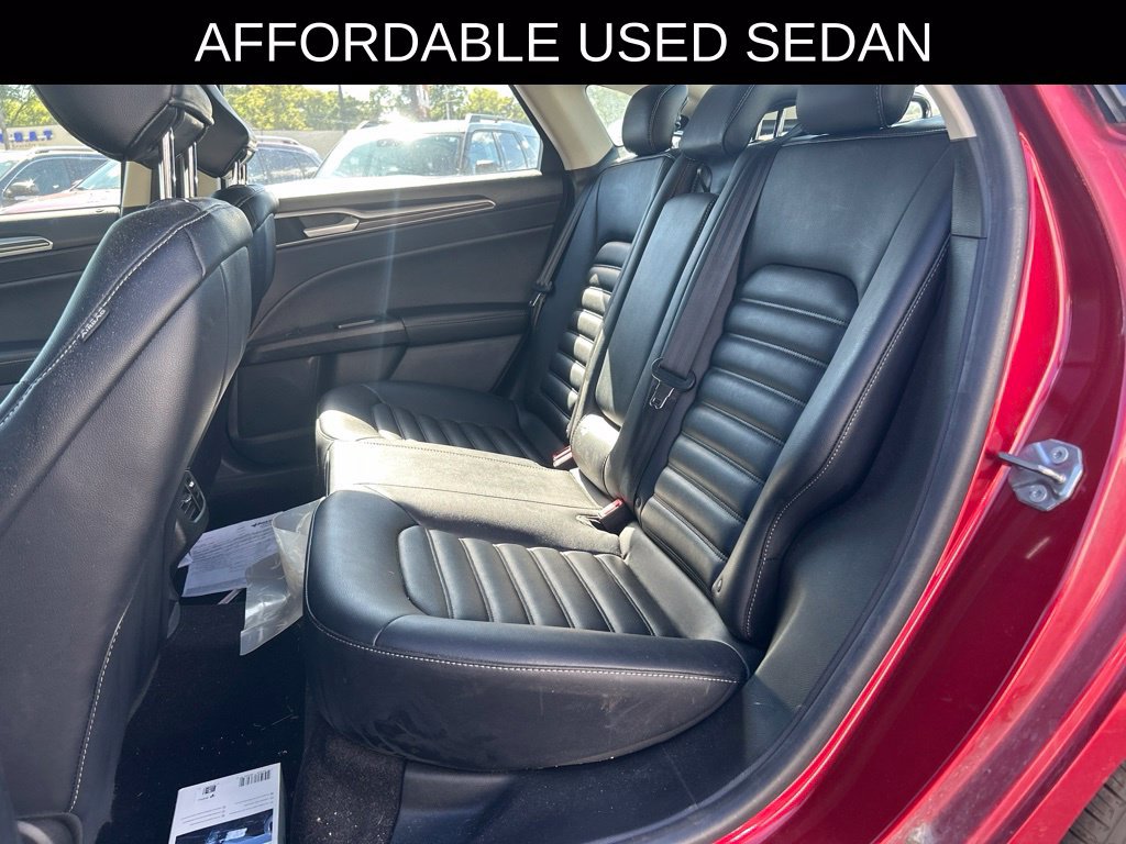 Used 2020 Ford Fusion SEL FWD image 7