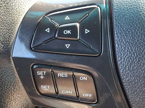 Used 2016 Ford Explorer XLT w/ Equipment Group 202A AWD/4WD image 22