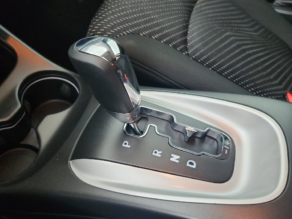 Used 2020 Dodge Journey SE w/ Blacktop Package FWD image 31