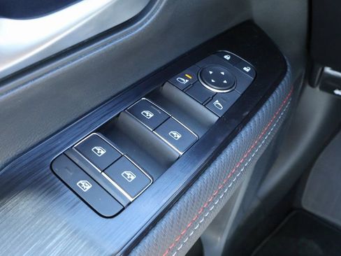 New 2026 Nissan Kicks SR w/ Cold Weather Package image 14