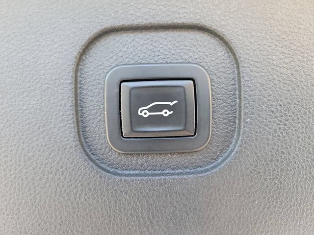 Used 2017 Chevrolet Equinox LT w/ Convenience Package FWD image 27