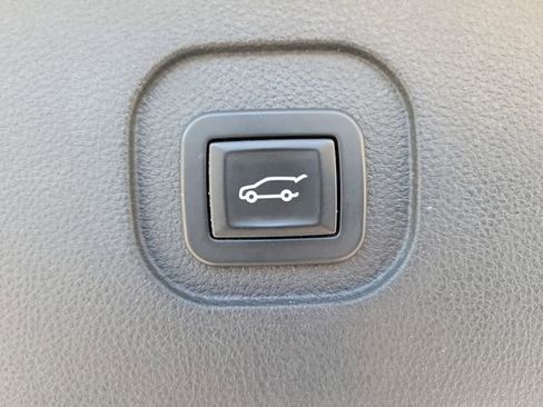 Used 2017 Chevrolet Equinox LT w/ Convenience Package FWD image 27