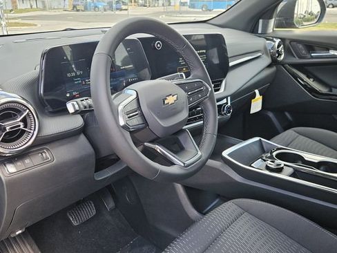 New 2026 Chevrolet Equinox LT FWD image 12