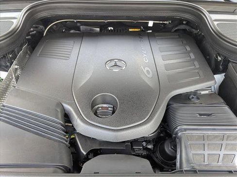 Certified 2025 Mercedes-Benz GLE 450 4MATIC image 16