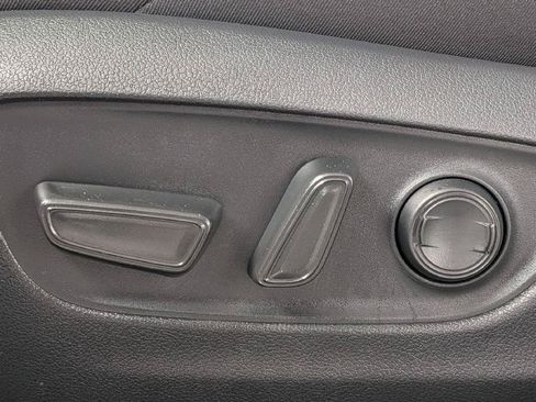 Used 2023 Toyota RAV4 SE w/ Weather & Moonroof Package AWD/4WD image 13