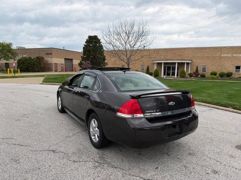 Used 2009 Chevrolet Impala LT w/ Luxury Edition Package image 3