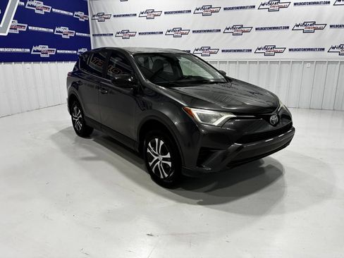 Used 2017 Toyota RAV4 LE w/ All Weather Liner Package FWD image 7
