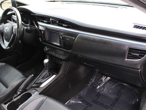 Used 2015 Toyota Corolla S Premium image 16