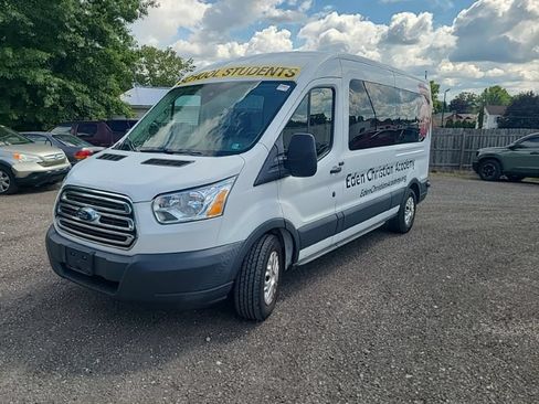 Used 2018 Ford Transit 350 XLT RWD image 2