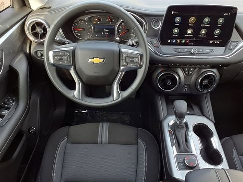 New 2026 Chevrolet Blazer LT w/ Convenience Package AWD/4WD image 6