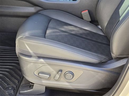 New 2026 Kia Sorento S w/ S Panoramic Sunroof Package FWD image 19