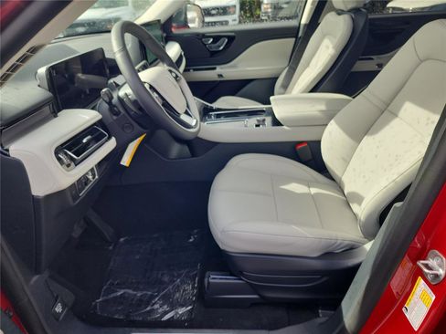 New 2026 Lincoln Aviator 2WD image 13