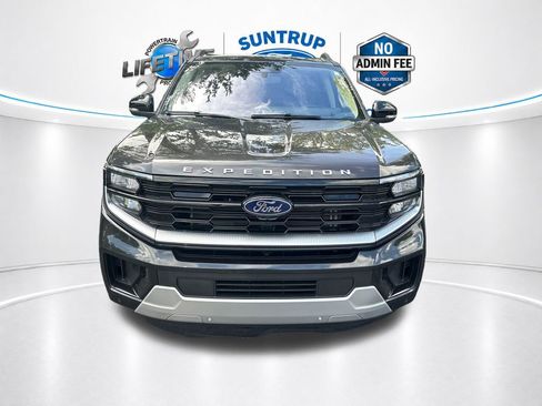 Used 2025 Ford Expedition Platinum AWD/4WD image 10