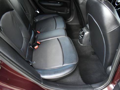 Used 2017 MINI Cooper Clubman FWD image 29