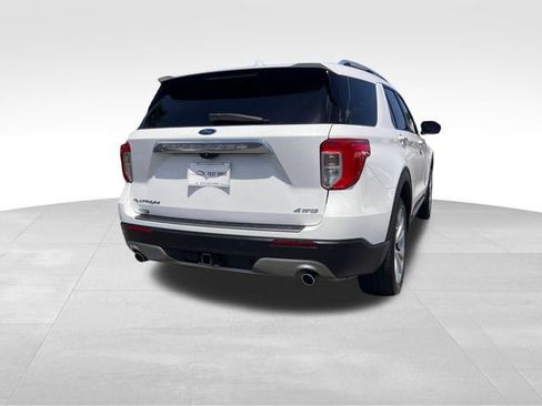 Used 2022 Ford Explorer Platinum w/ Technology Package AWD/4WD image 5