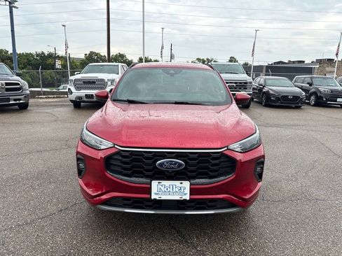 Certified 2024 Ford Escape ST-Line Select w/ Tech Pack #2 AWD/4WD image 2