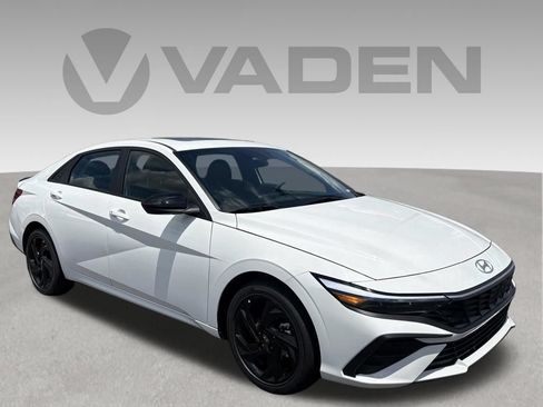 New 2026 Hyundai Elantra SEL Sport FWD image 5