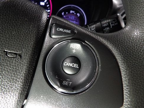 Used 2020 Honda HR-V LX image 17