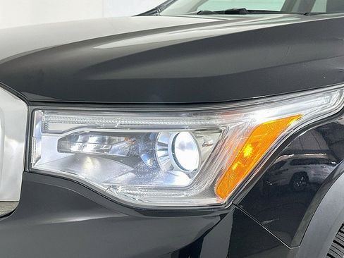 Used 2018 GMC Acadia SLE w/ Driver Alert Package I AWD/4WD image 32