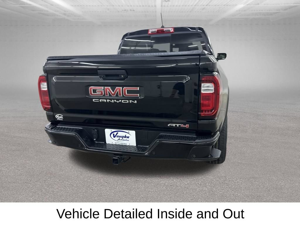 Used 2024 GMC Canyon AT4 w/ AT4 Premium Package AWD/4WD image 13