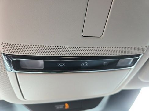 Certified 2025 Nissan Murano SV image 20