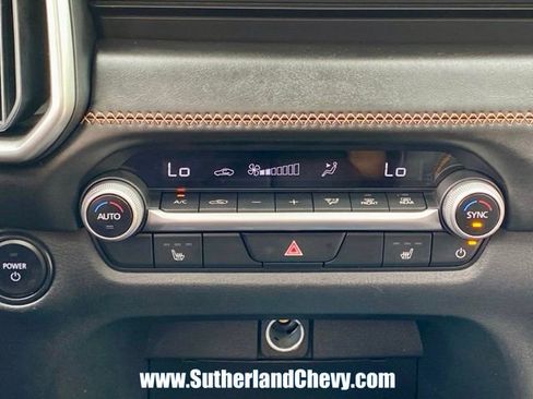 Used 2025 MAZDA CX-50 AWD 2.5 Hybrid w/ Premium Pkg image 30