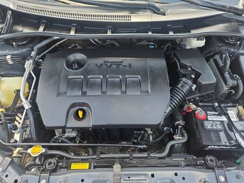 Used 2011 Toyota Corolla LE FWD image 27