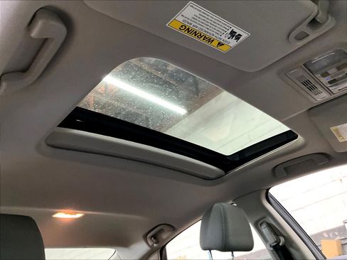 Used 2019 Honda Civic EX image 24