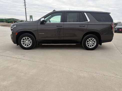Used 2021 Chevrolet Tahoe LS image 3