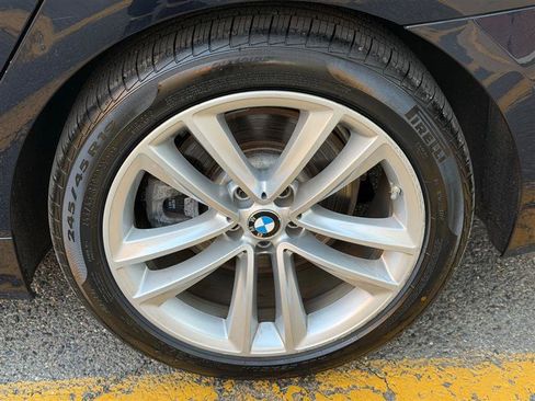 Used 2019 BMW 750i xDrive w/ Luxury Rear Seating Package AWD/4WD image 13