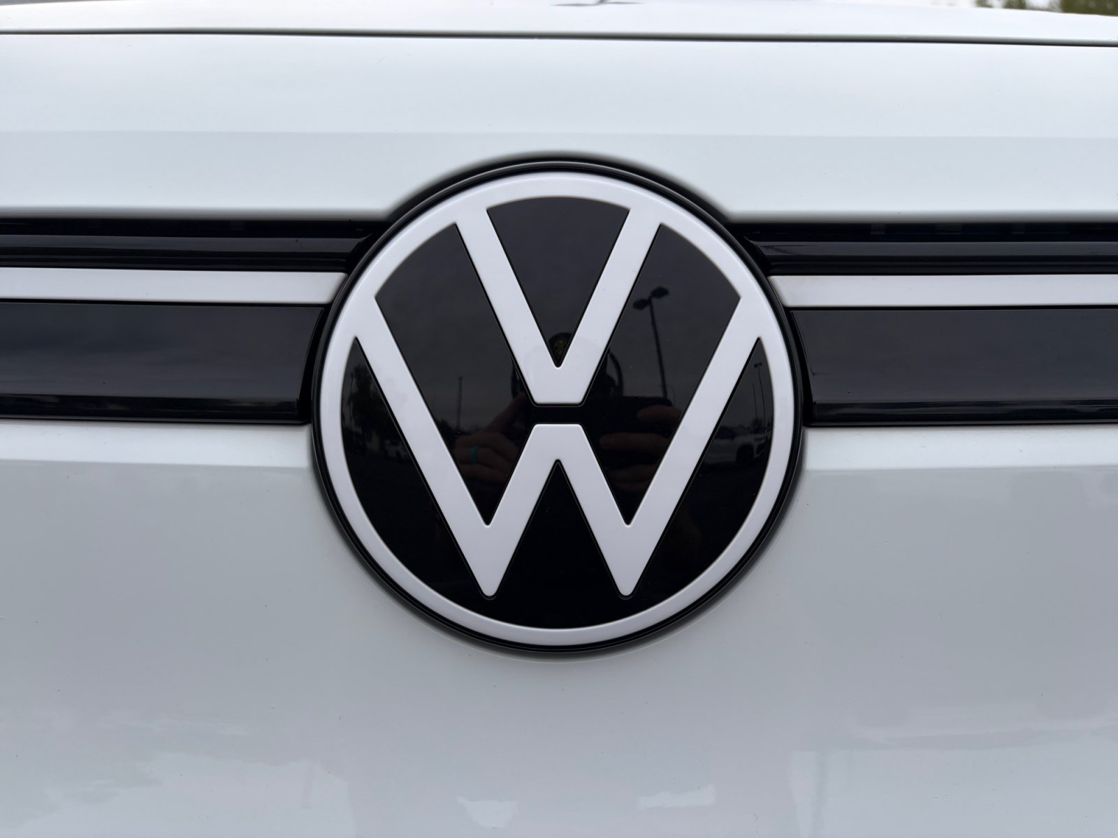 Used 2023 Volkswagen ID.4 Pro AWD/4WD image 23