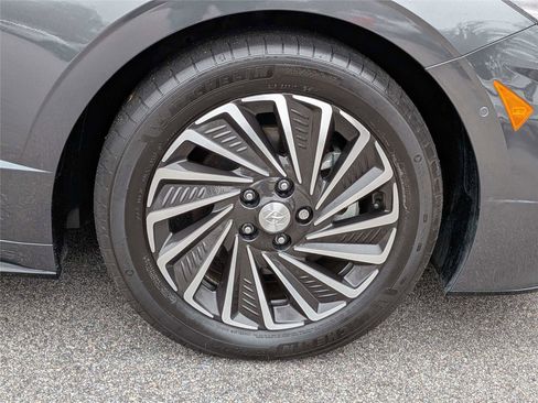 Used 2023 Hyundai Sonata Limited w/ Cargo Package image 14