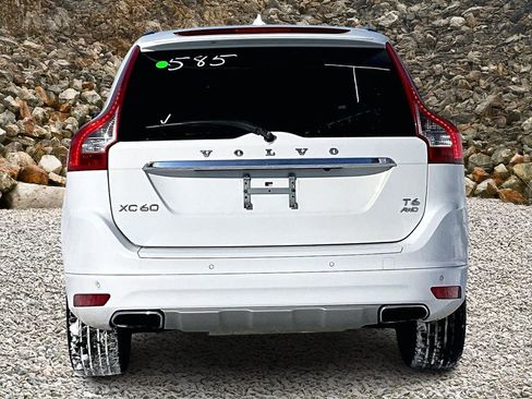 Used 2016 Volvo XC60 T6 w/ Climate Package image 4