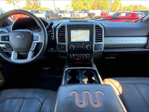 Used 2017 Ford F250 King Ranch w/ King Ranch Ultimate Package image 15