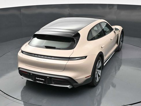 Certified 2023 Porsche Taycan 4S AWD/4WD image 38