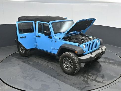 Used 2017 Jeep Wrangler Unlimited Rubicon w/ Connectivity Group image 54