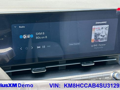 Certified 2025 Hyundai Kona SEL AWD/4WD image 28
