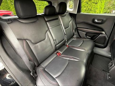 Used 2018 Jeep Compass Trailhawk w/ Leather Interior Group image 27