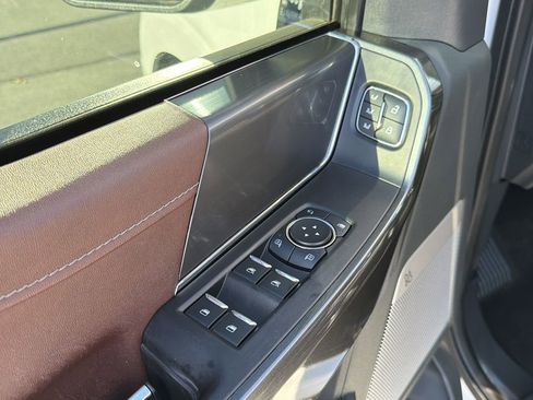 Used 2021 Ford F150 Lariat AWD/4WD image 22
