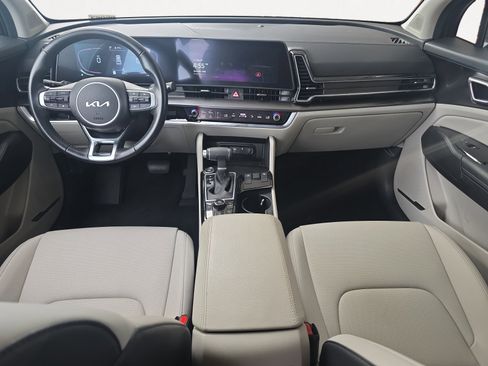 Certified 2025 Kia Sportage EX FWD image 2