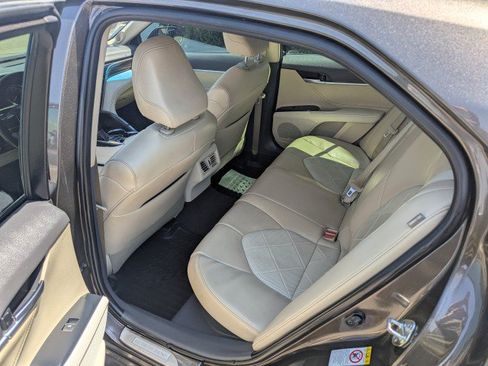 Used 2018 Toyota Camry XLE w/ Audio Package FWD image 26