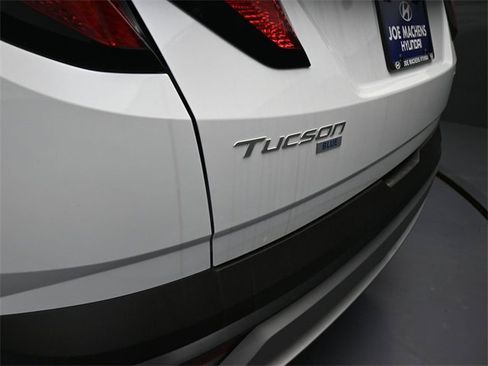 New 2026 Hyundai Tucson Blue SE image 18