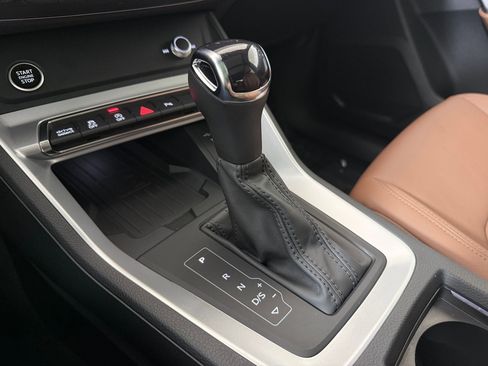 Certified 2025 Audi Q3 2.0T Premium w/ Convenience Package image 18